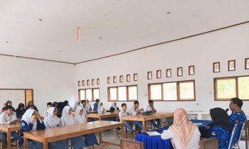 Penyuluhan Pencegahan Demam Berdarah dan Pemeriksaan Kesehatan Gratis